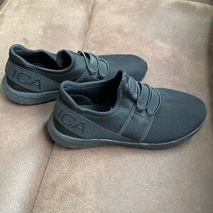 Nautica - boys black slip on sneakers - size 3